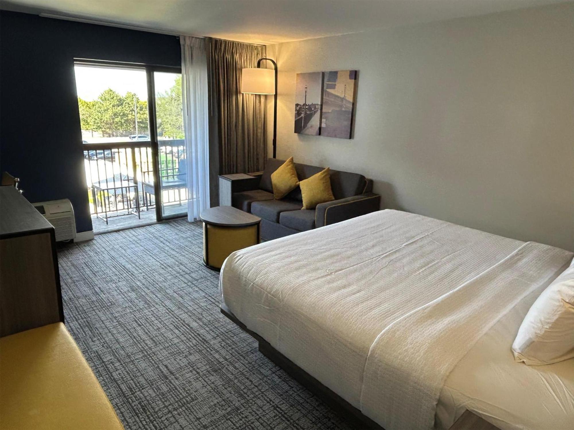 Best Western Plus Elgin - Chicago West Dundee Exteriör bild