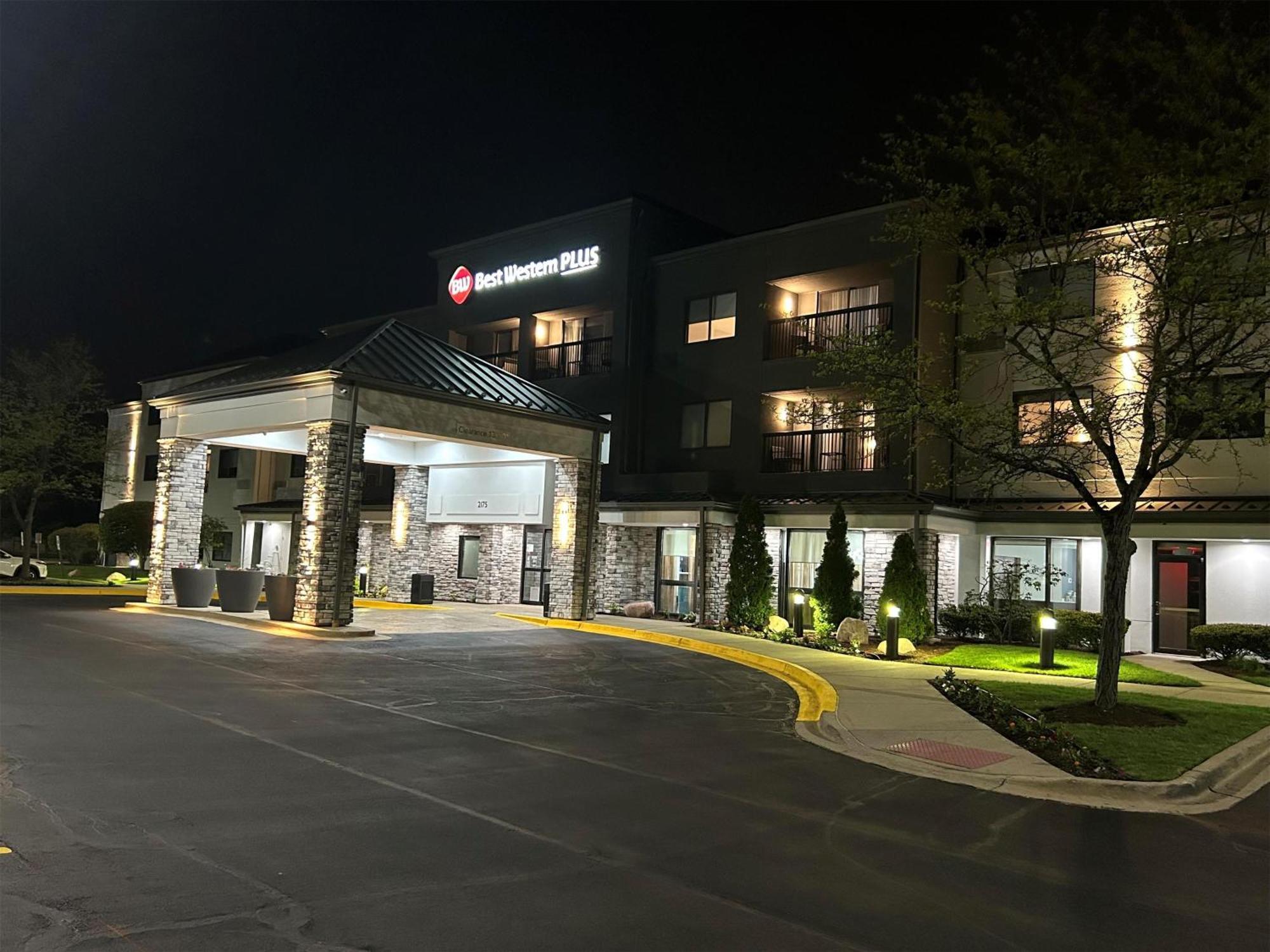 Best Western Plus Elgin - Chicago West Dundee Exteriör bild
